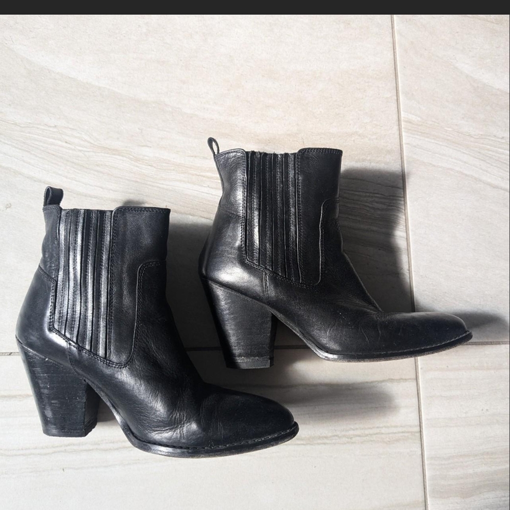 Black Leather Ankle Western Boots